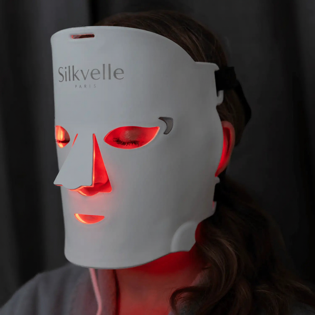 Silkvelle LED Mask Lifestyle Shot